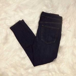 NWT Free People high rise busted knee skinny jeans